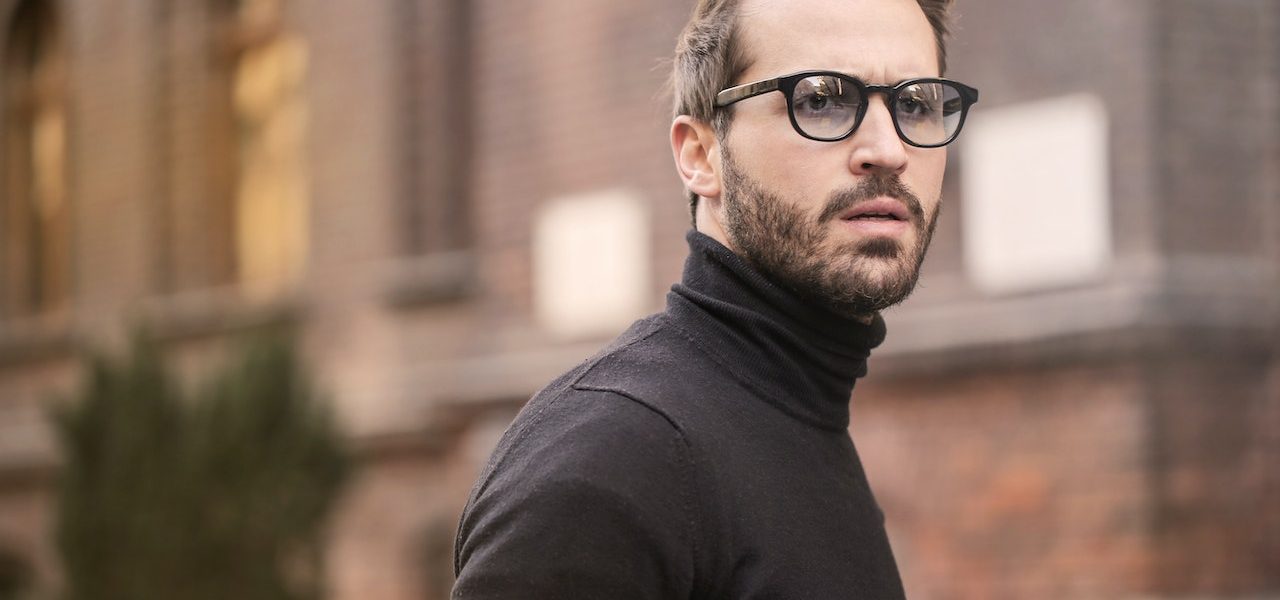 Cum să îți hidratezi și să îți hrănești barba cu produse naturale