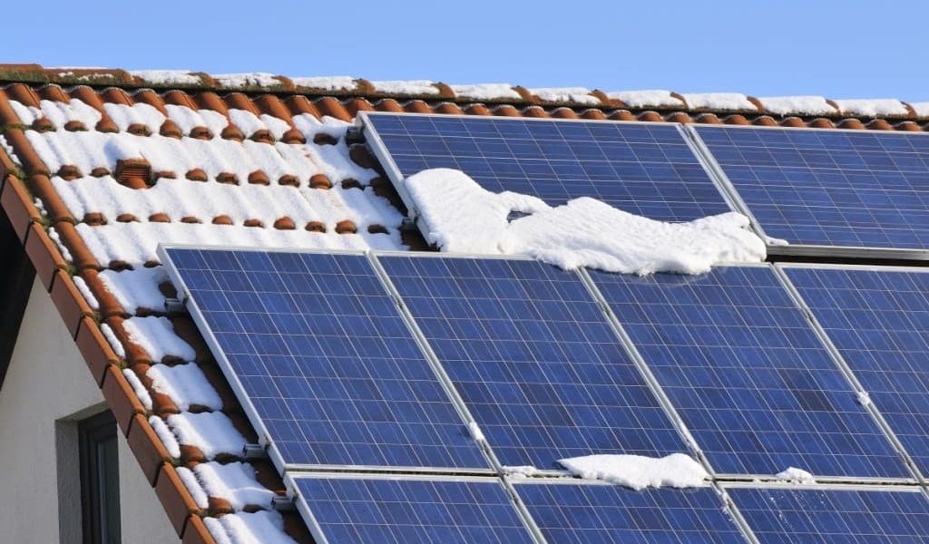 Cum să monitorizăm producția panourilor fotovoltaice în timp real